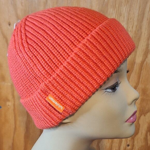NWT Lululemon Athletica Beanie Women\'s S/M Deep Coral Wool Gorpcore Cozycore main image 7